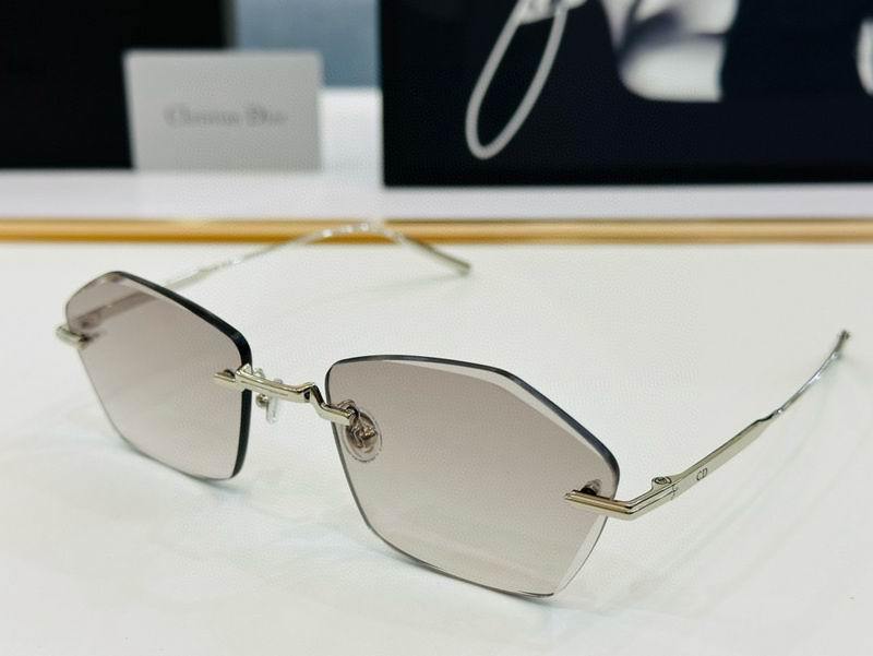 DIOR Sunglasses 475